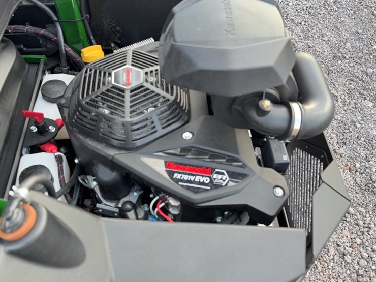 #3076-•-yakta-yxr-710-zero-turn-lawn-mower-image-11