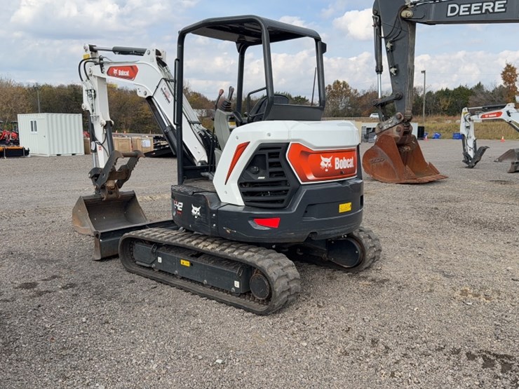 2021-bobcat-e42-image-10