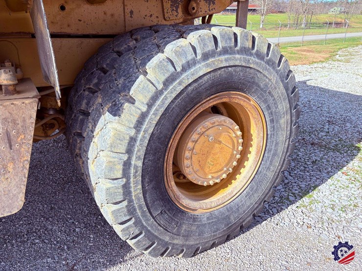 1990-caterpillar-769c-image-14