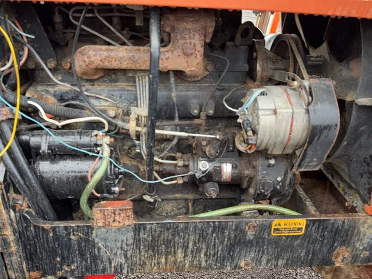 #3055-•-allis-chalmers-6080-tractor-image-8