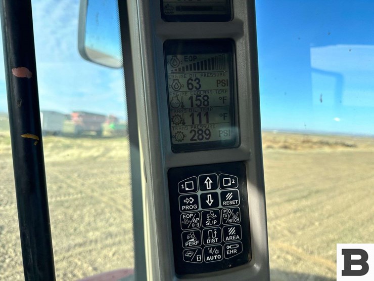 2014-case-ih-370-image-83