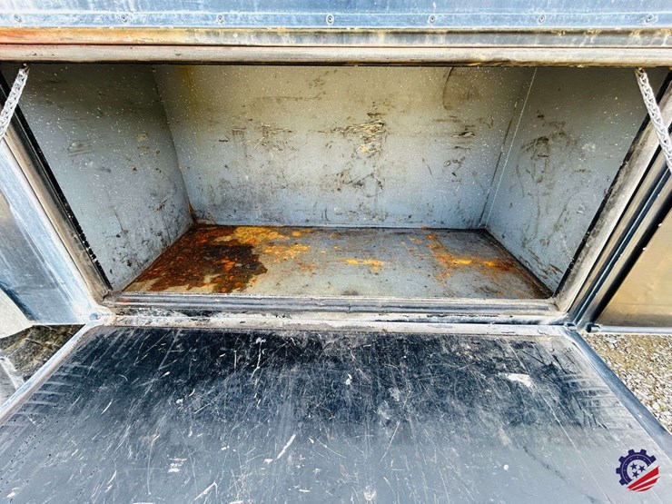 2007-peterbilt-340-image-60