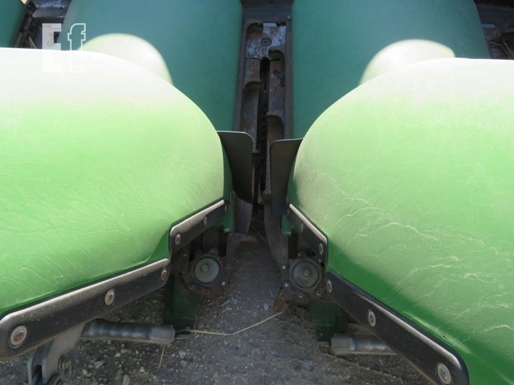 2009-john-deere-608c-image-5