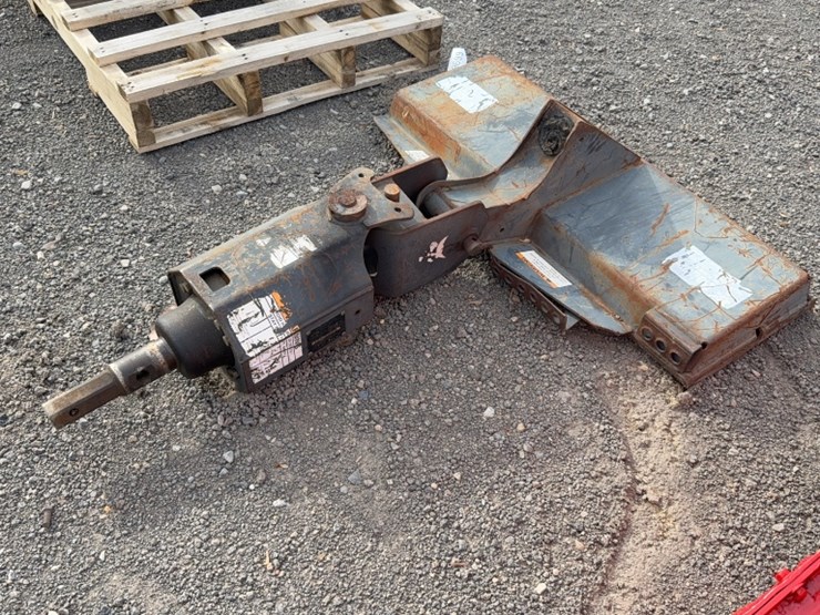 #2014-•-bobcat-skid-steer-post-hole-auger-image-2