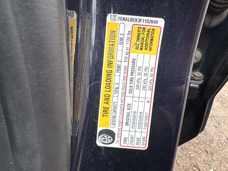 2015-chevrolet-equinox-lt-image-14