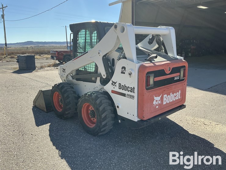 2012-bobcat-s650-image-7
