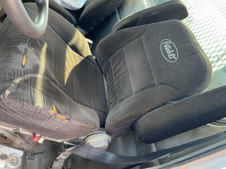 2004-caterpillar-c12-image-16