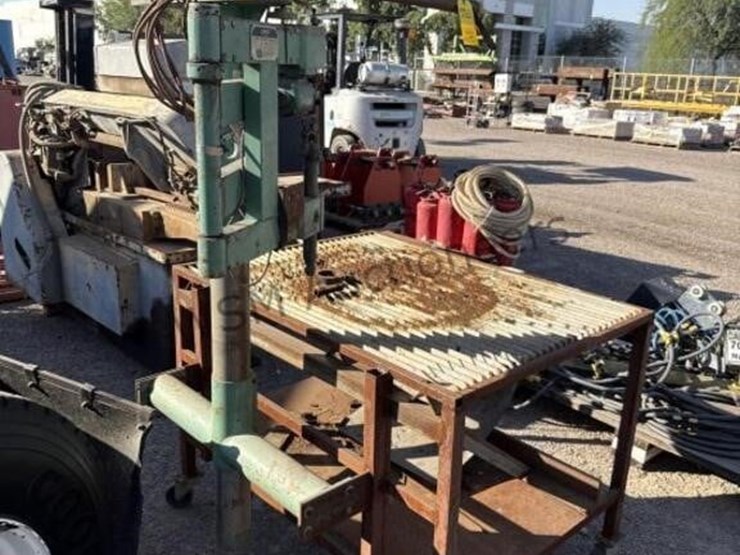 linde-shape-cutting-machine-on-table-image-2