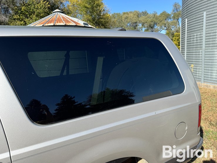 2003-ford-excursion-image-20