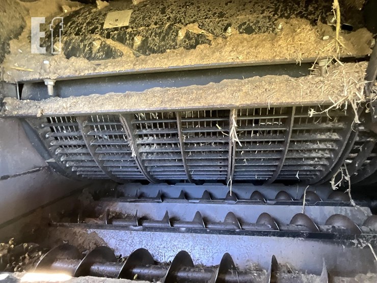 2012-case-ih-7130-image-37