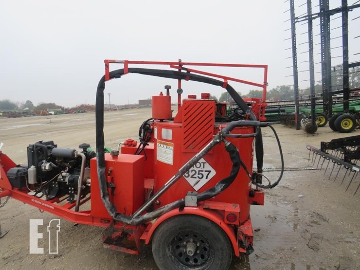 super-shot-black-top-crack-filling-machine-213-image-5