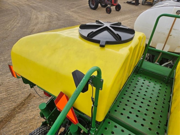 john-deere-1770nt-image-40