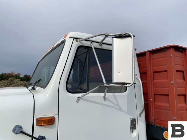 1992-international-4900-image-12