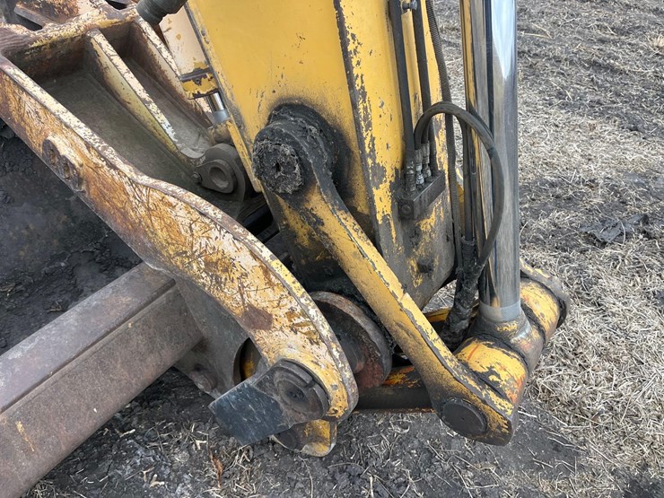 deere-160-lc-image-16