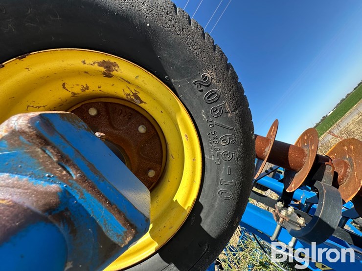 2012-landoll-7431-26-image-15