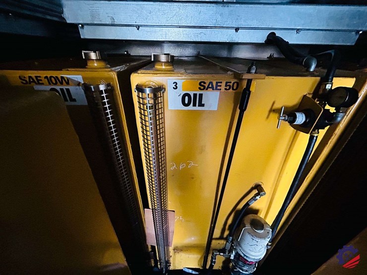 2007-peterbilt-340-image-118