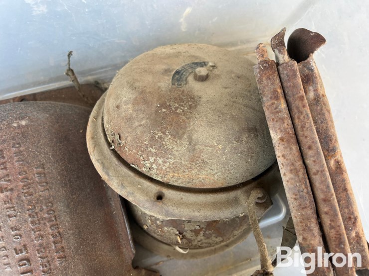 antique-bells-&-door-hardware-image-9