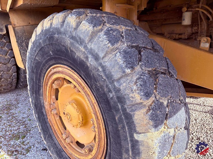 1990-caterpillar-769c-image-30