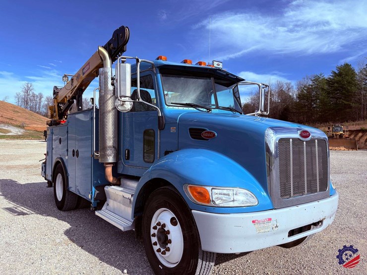 2012-peterbilt-337-image-7