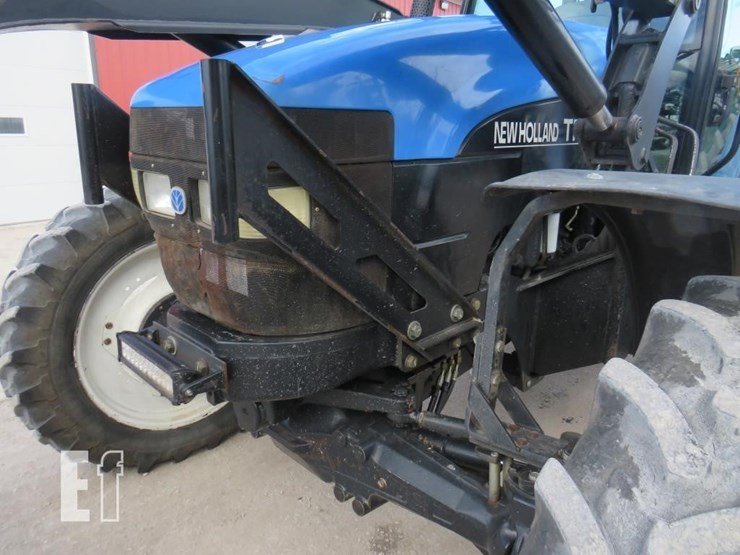 new-holland-tm150-image-17