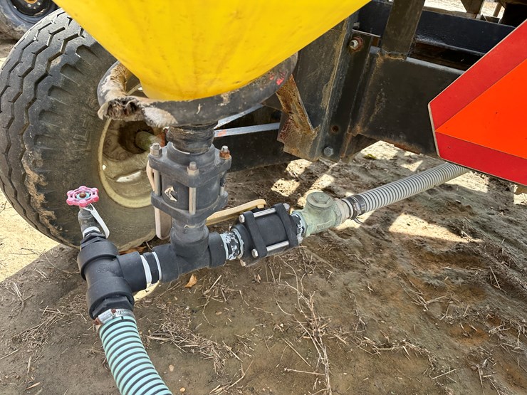 #33804-•-1150gal-nurse-wagon-image-47