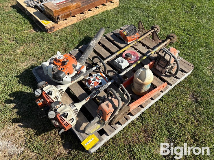 misc-pallet-of-gasoline-stihl-tools-image-1