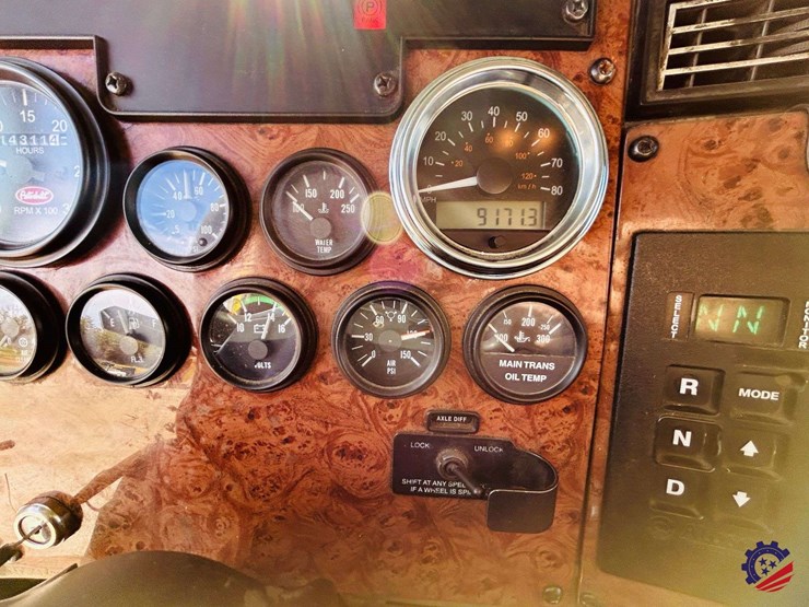 2007-peterbilt-340-image-172