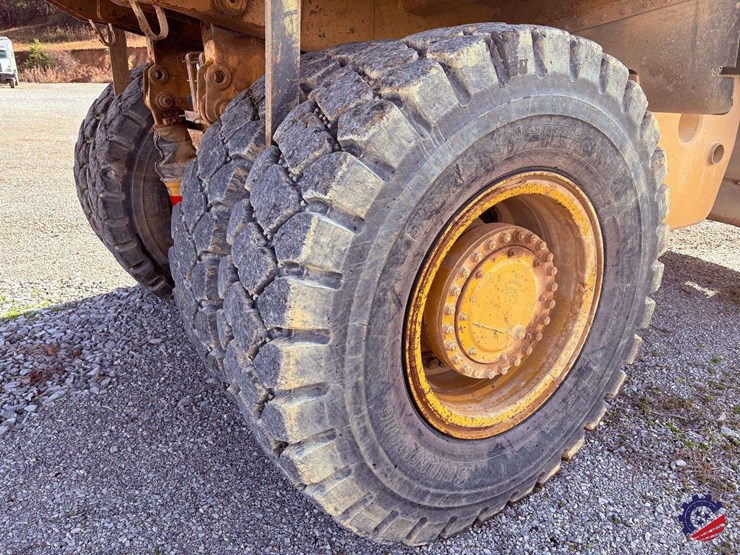 1990-caterpillar-769c-image-20