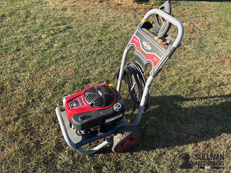 briggs-&-stratton-professional-series-power-washer-image-1