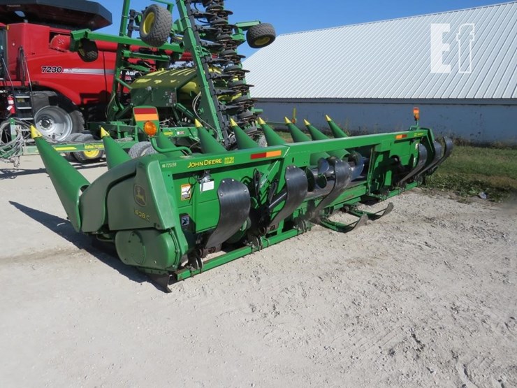 2008-john-deere-608c-image-14