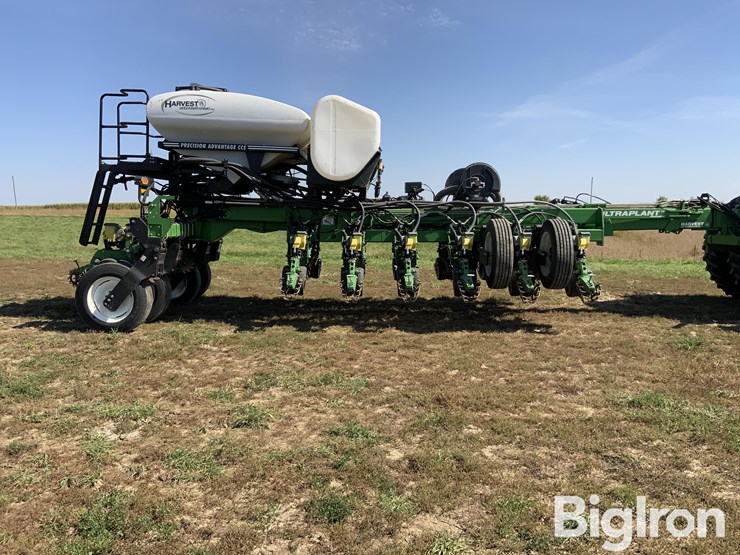 2016-harvest-international-pb4030brt-image-4