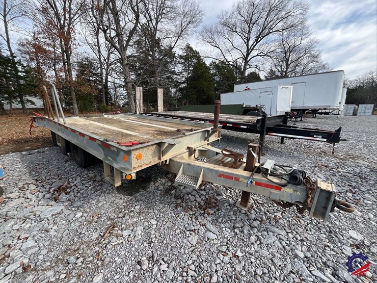 t/a-21’-x-8’-tilt-equipment-trailer-image-7