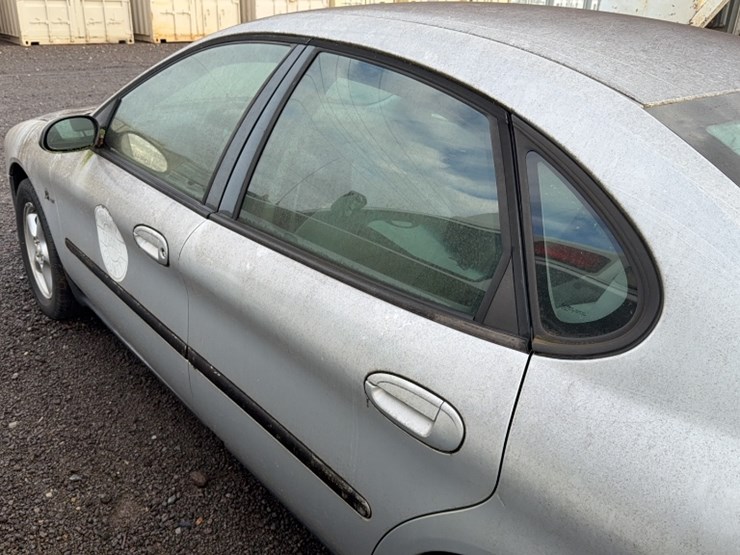 2000-ford-2000-image-7