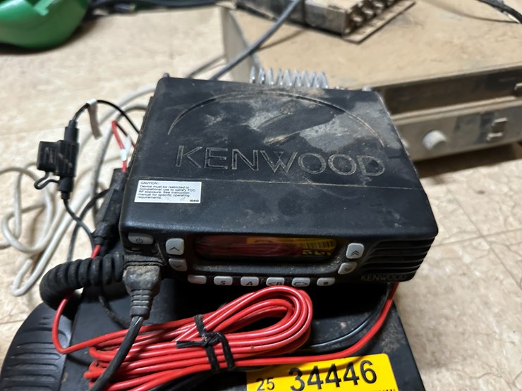 #34446-•-kenwood-tkr-20-receiver,-3-radios,-&-2400watt-power-inverter-location:-site-1e-image-2