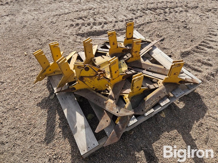 buffalo-cultivator-sweeps-image-3