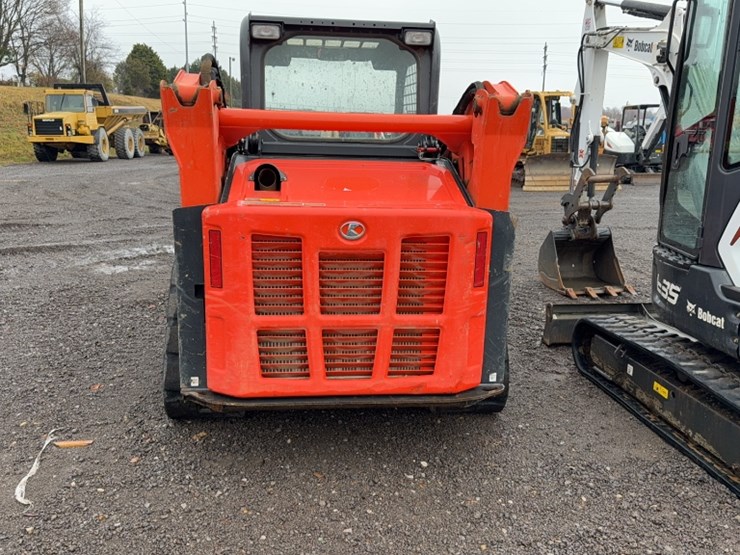 kubota-svl65-2-image-7