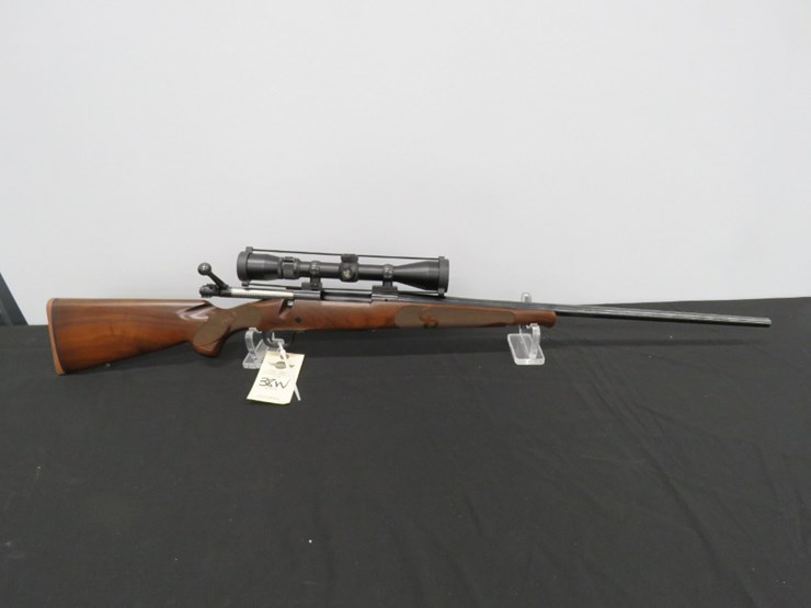winchester-model-70-xtr-featherweight-7mm-rem/mag-bolt-action-rifle-image-1