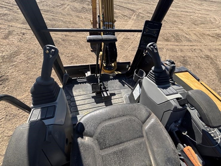 2022-caterpillar-303.5-image-25