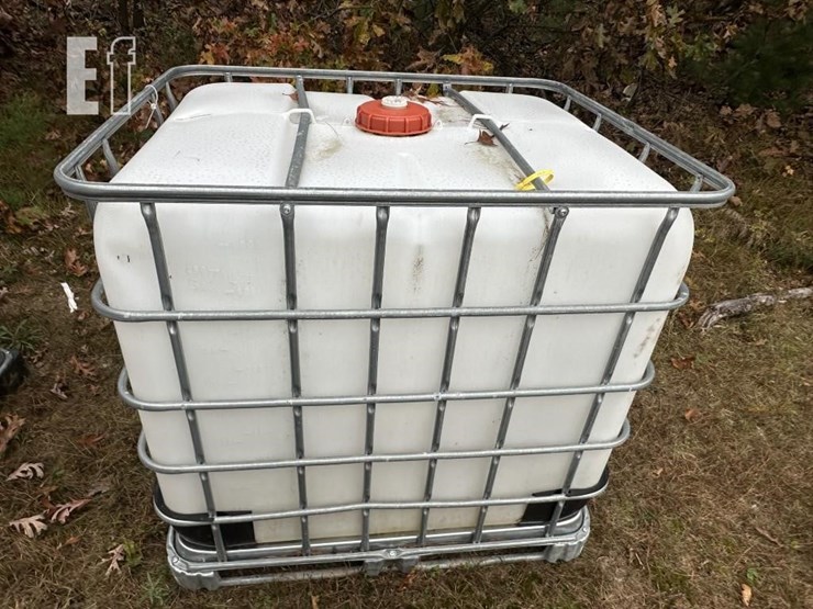 275-gallon-water-tank-image-2