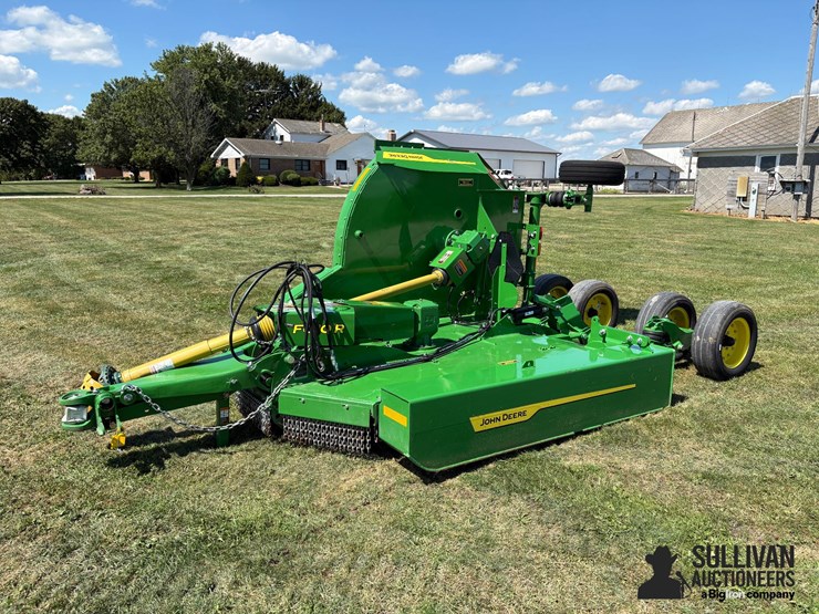 2024-john-deere-fc10r-image-1