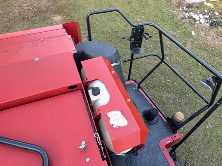 2018-case-ih-8240-image-76