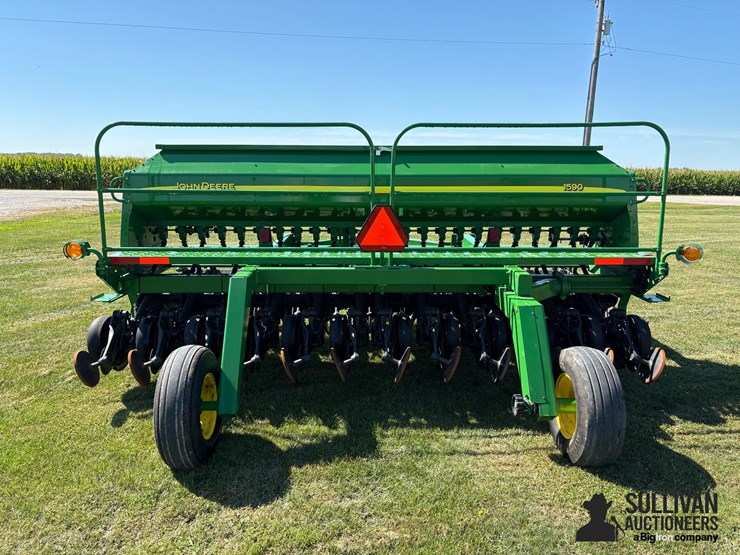 2015-john-deere-1590-image-6
