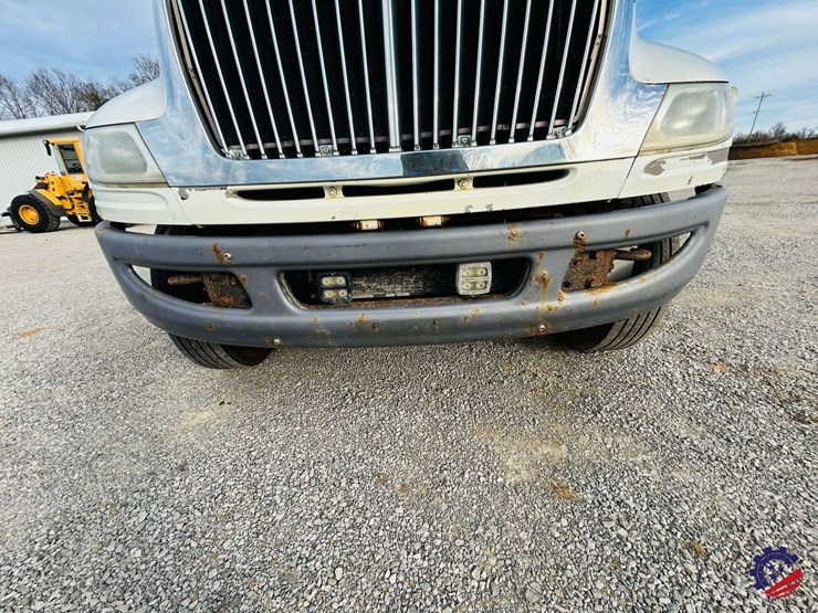 2013-international-durastar-4400-image-14