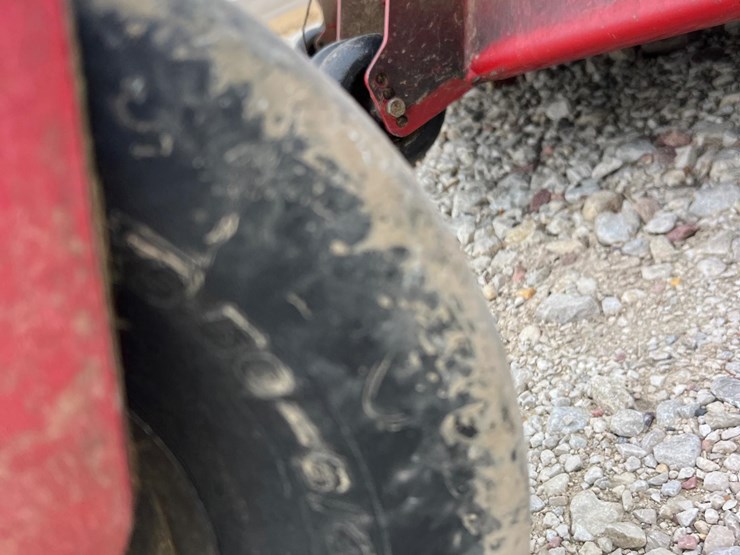 toro-4000-z-master-72"-zero-turn-mower-image-19