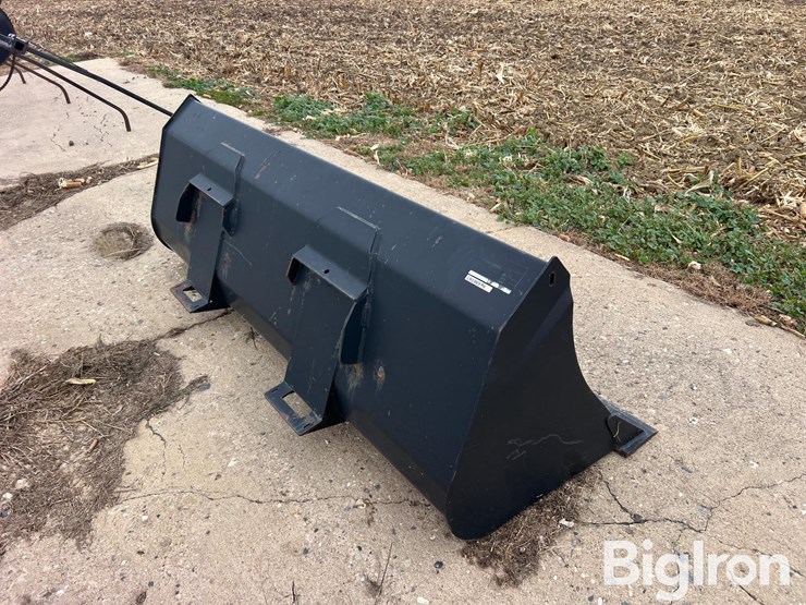 alo-ab-81"-skid-steer-bucket-image-5