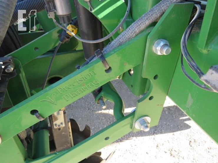 2012-john-deere-1770nt-image-5