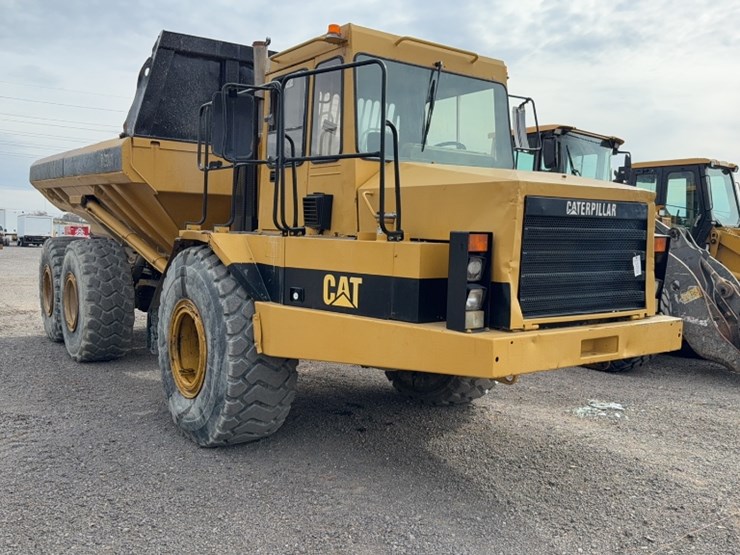 1995-caterpillar-d300d-image-3