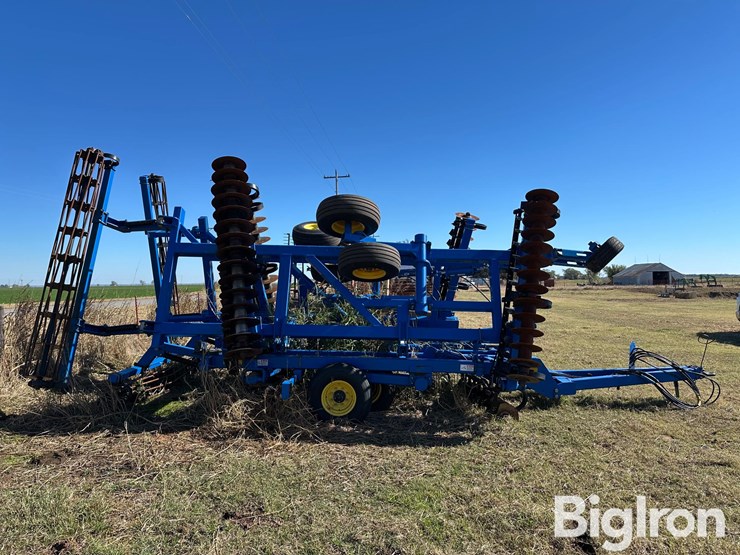 2012-landoll-7431-26-image-4