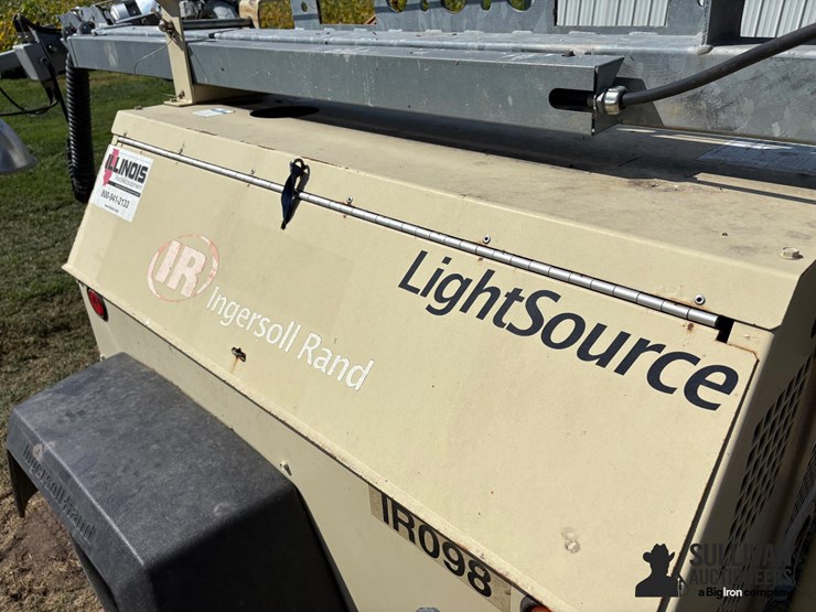 2007-ingersoll-rand-light-tower-image-15