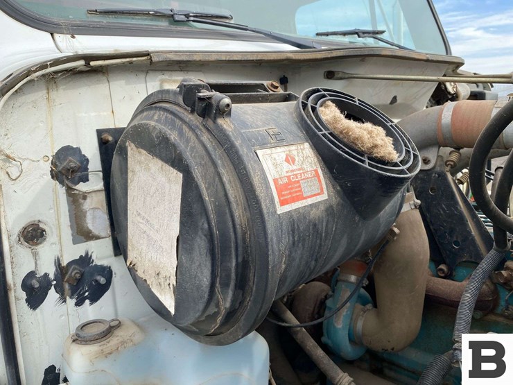 1992-international-4900-image-42